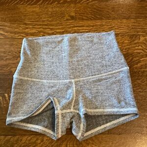 Lululemon spandex shorts, size 4 gray